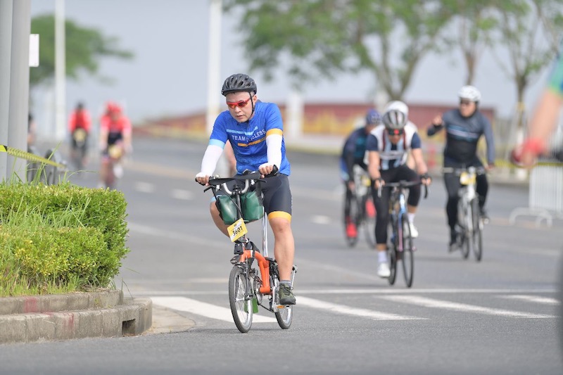 Brompton racing